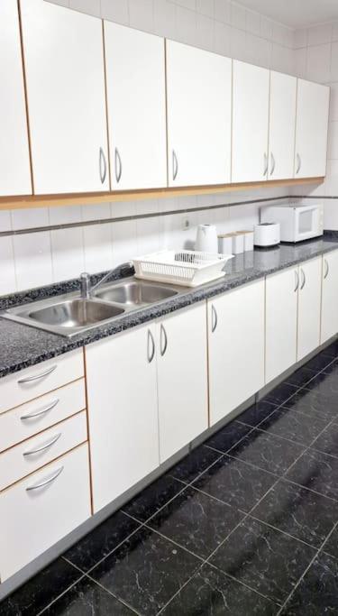 פונשל Ocean Pearl Apartment V מראה חיצוני תמונה